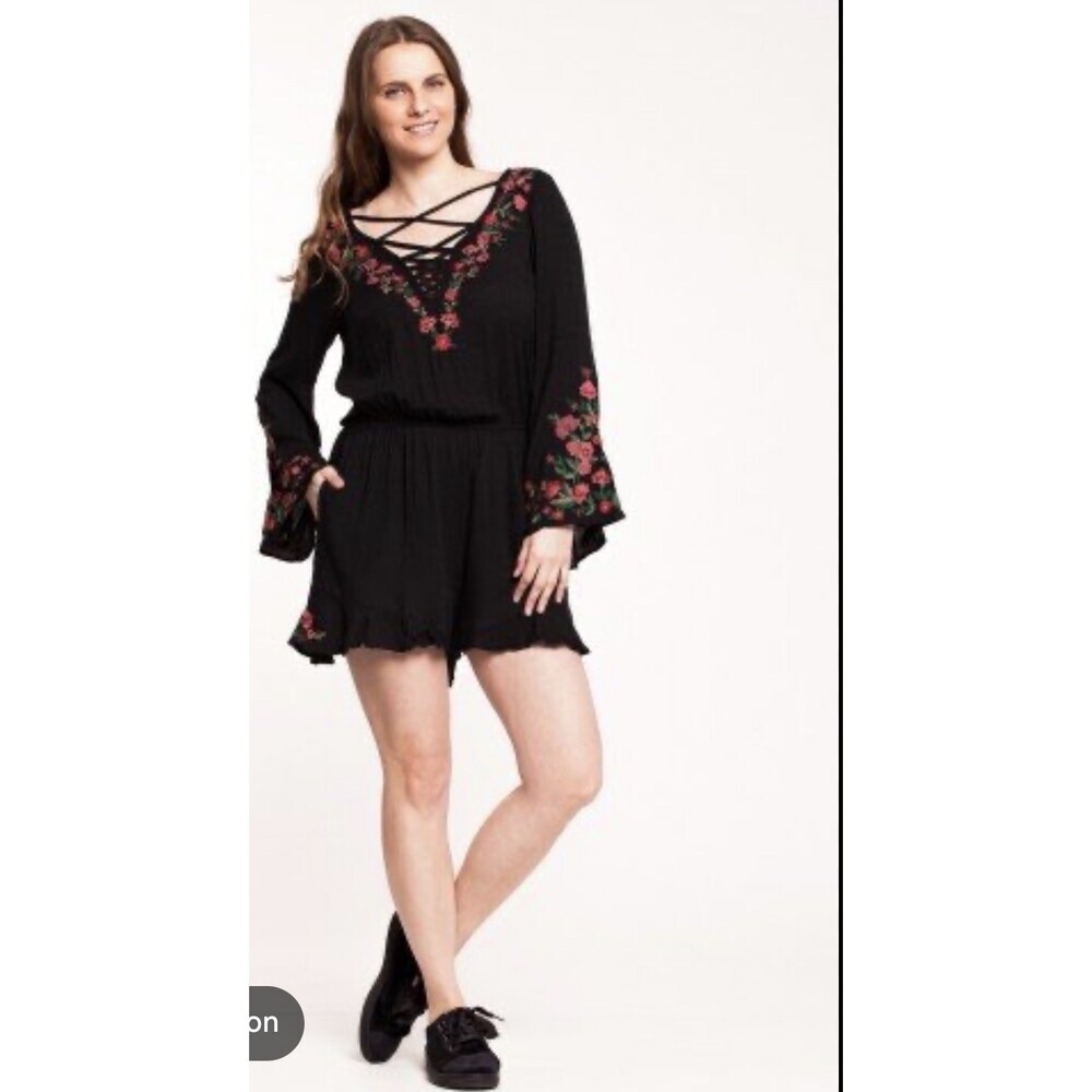 American Eagle Outfitters Size XL Romper Black Boho Embroidered Floral